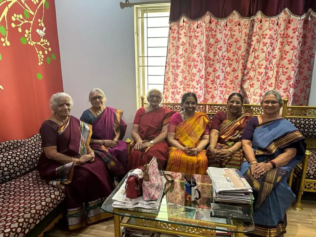 Dr Vijayalakshmi and her friends